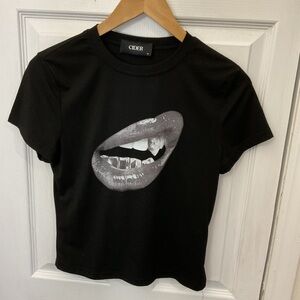 Cider Black Tee with Bold Graphic